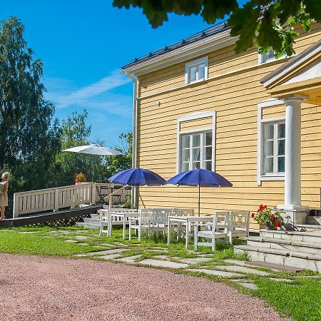 Koivulan Kartano Bed and Breakfast Lohja Eksteriør billede